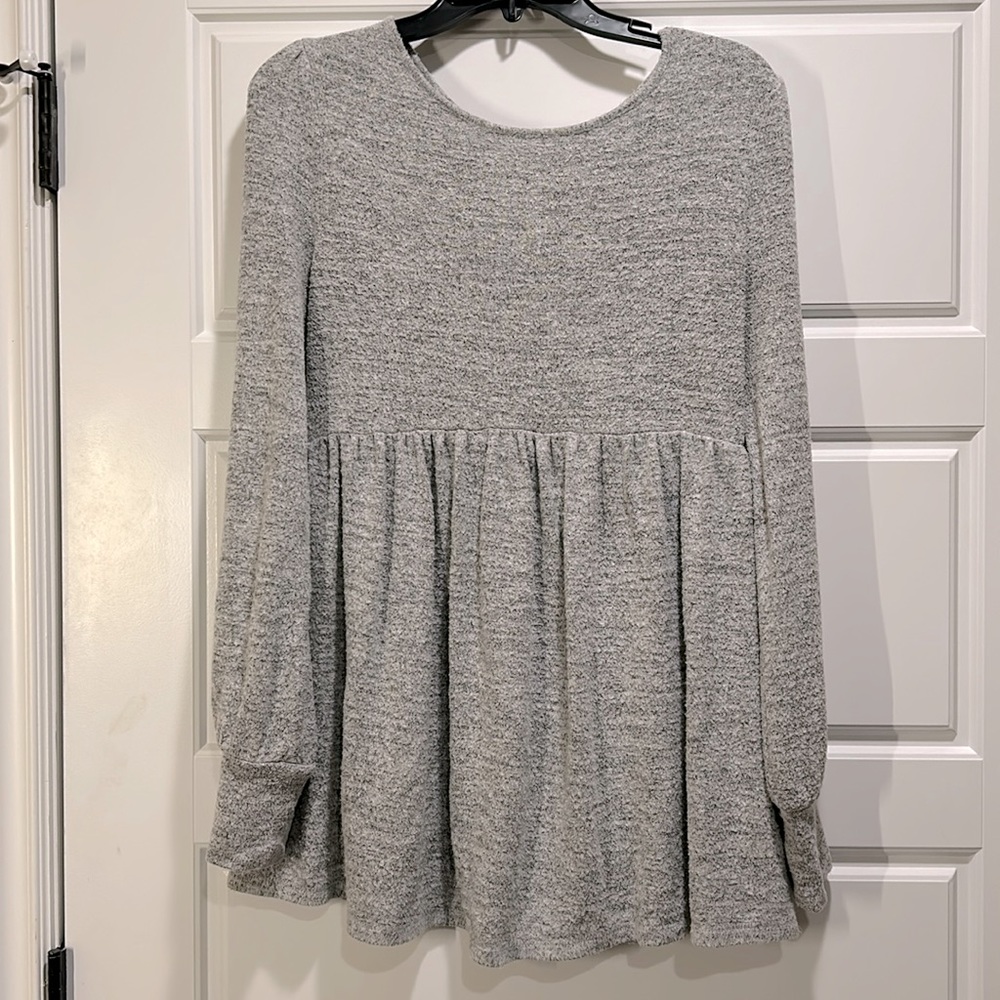 Long sleeve maternity top